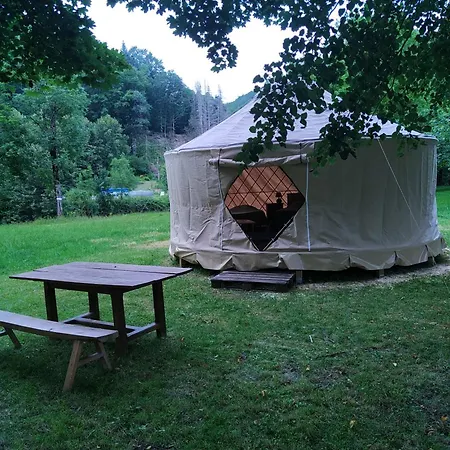 Campsite Tentes Canadienne - Des Trois Rivieres Bassignac